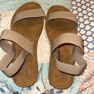Tan sandals with elastic straps